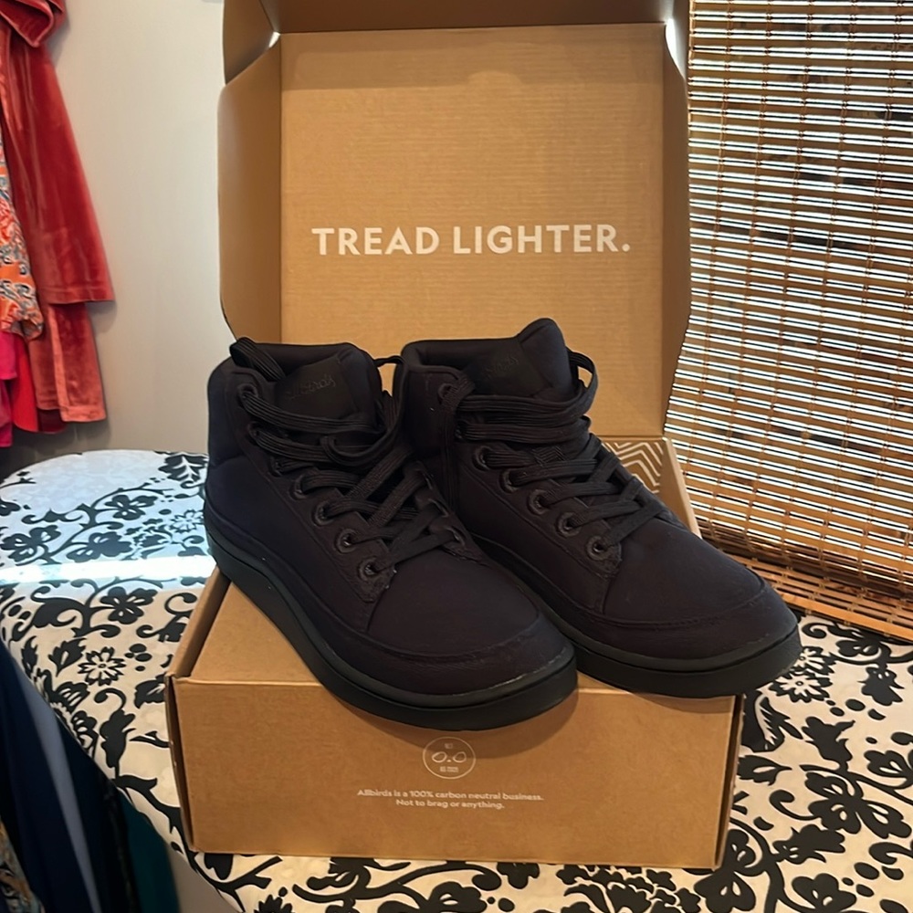 Allbirds Black Canvas High Top Sneakers 7W